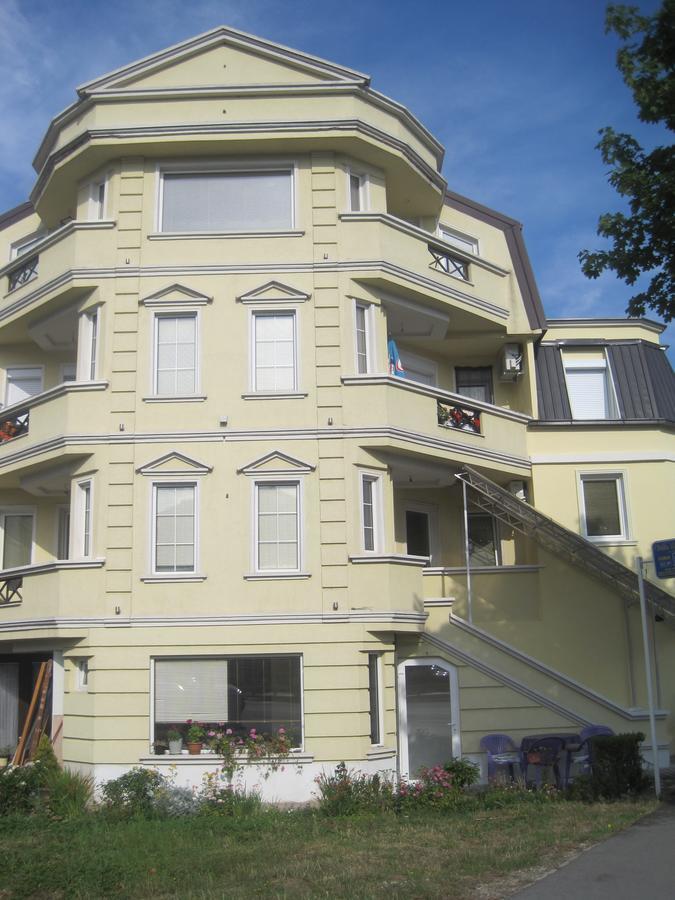 Villa Renessans โอครีด ภายนอก รูปภาพ